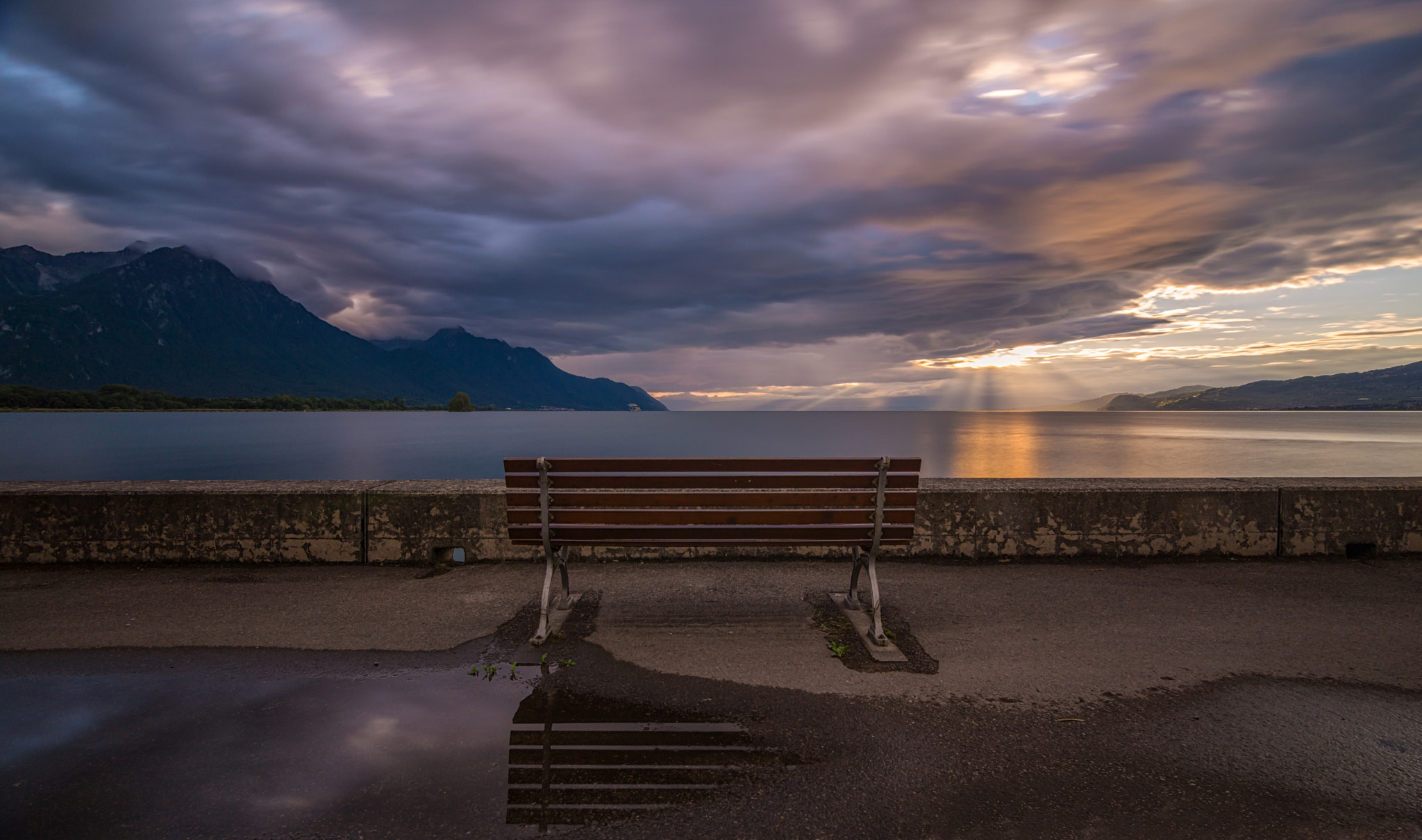 Sony a6000 + DT 0mm F0 SAM sample photo. Empty bench at lake geneva photography