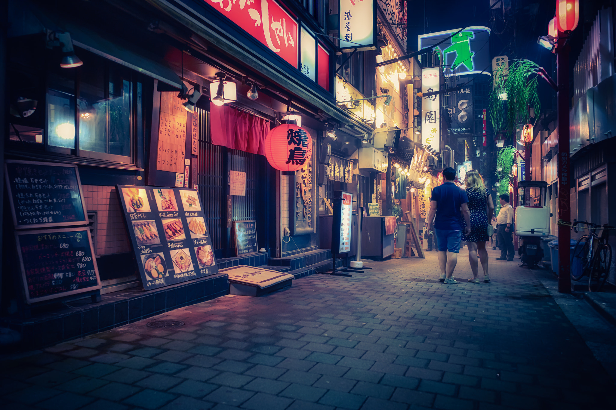 Leica M9 + Leica Elmarit-M 28mm F2.8 ASPH sample photo. Shinjuku(新宿) photography