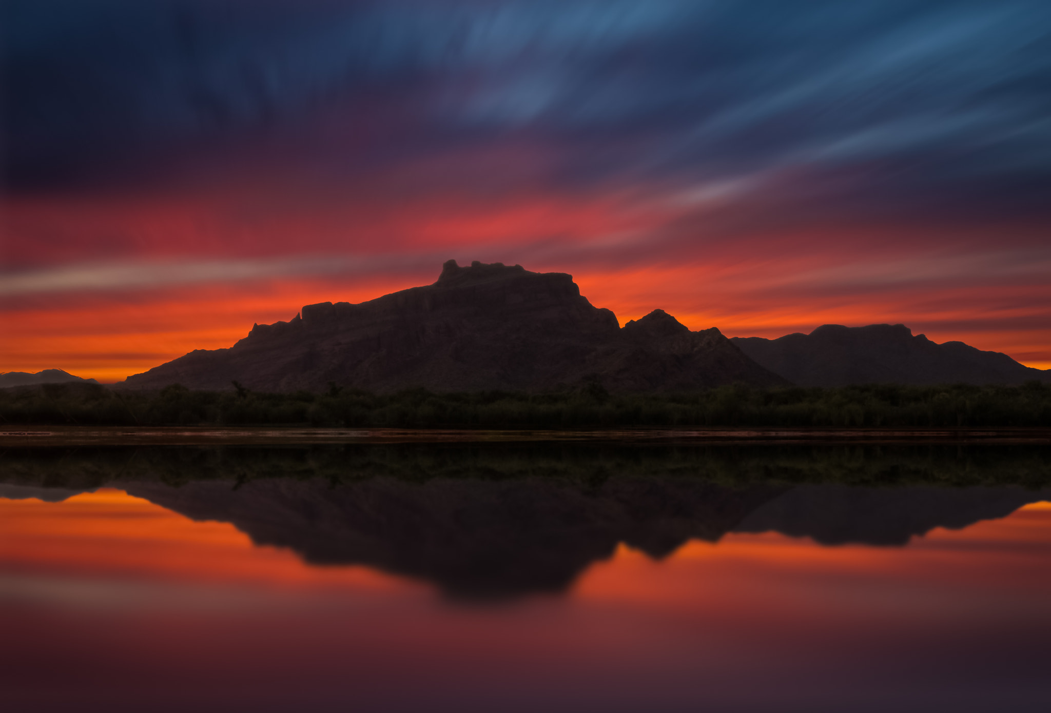 Canon EF-S 10-18mm F4.5–5.6 IS STM sample photo. Mountain on fire photography
