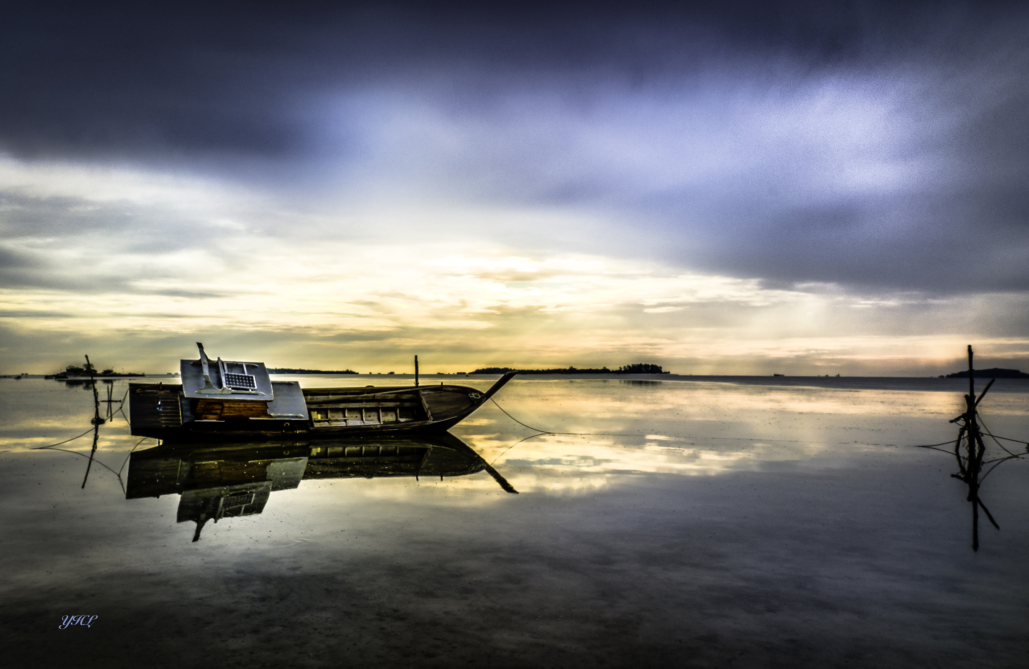 Sony a7R II + Sony E 10-18mm F4 OSS sample photo. Bintan boat sunrise photography