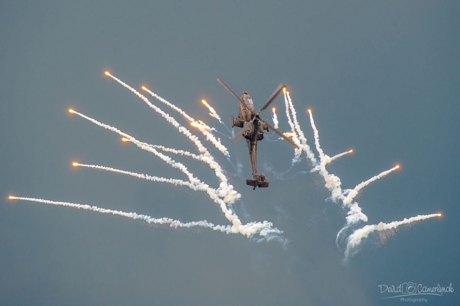 Nikon AF-S Nikkor 200-500mm F5.6E ED VR sample photo. Flares photography