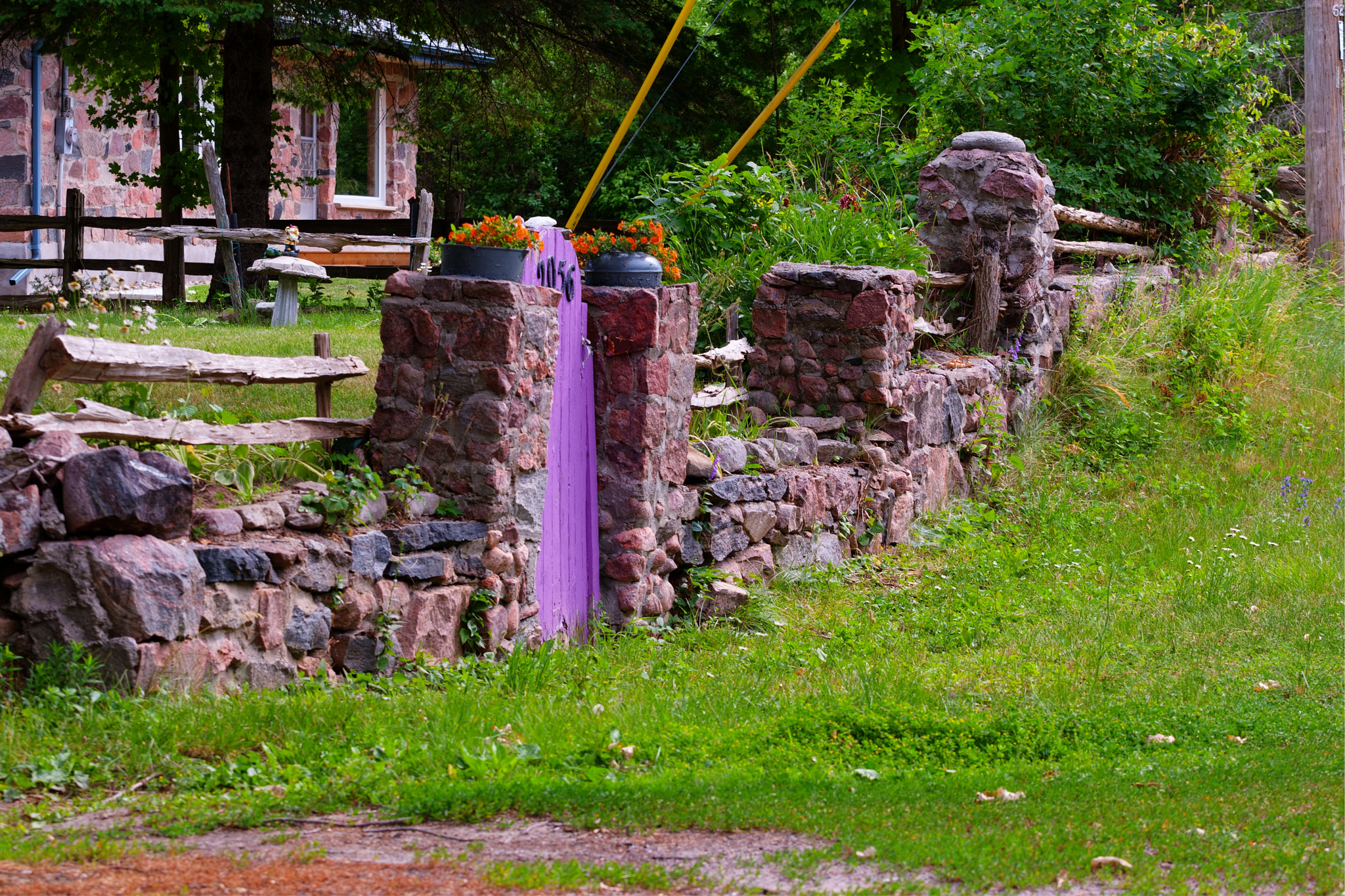 Canon EOS-1D Mark III sample photo. Old stone fence photography