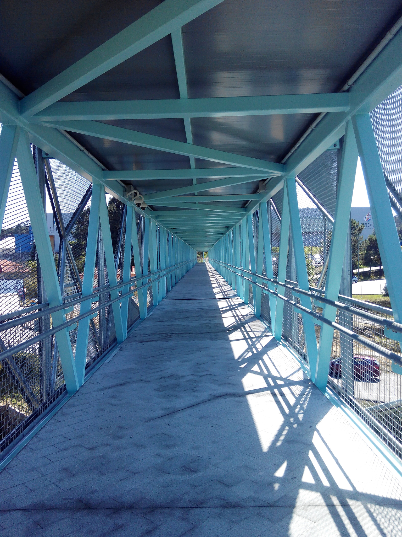 bq Aquaris E5 FHD sample photo. #vigo, #galicia, # l-art magika, airport photography