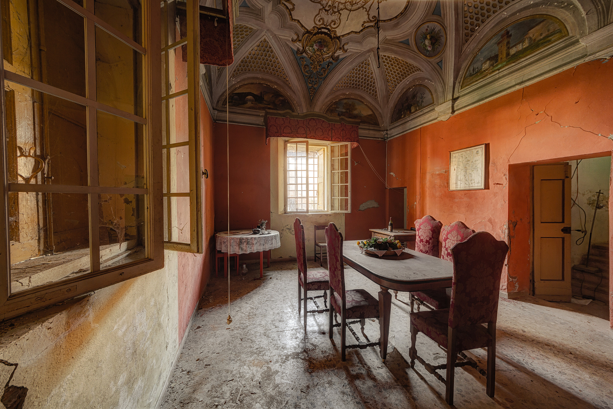 Sigma 8-16mm F4.5-5.6 DC HSM sample photo. Dining room photography