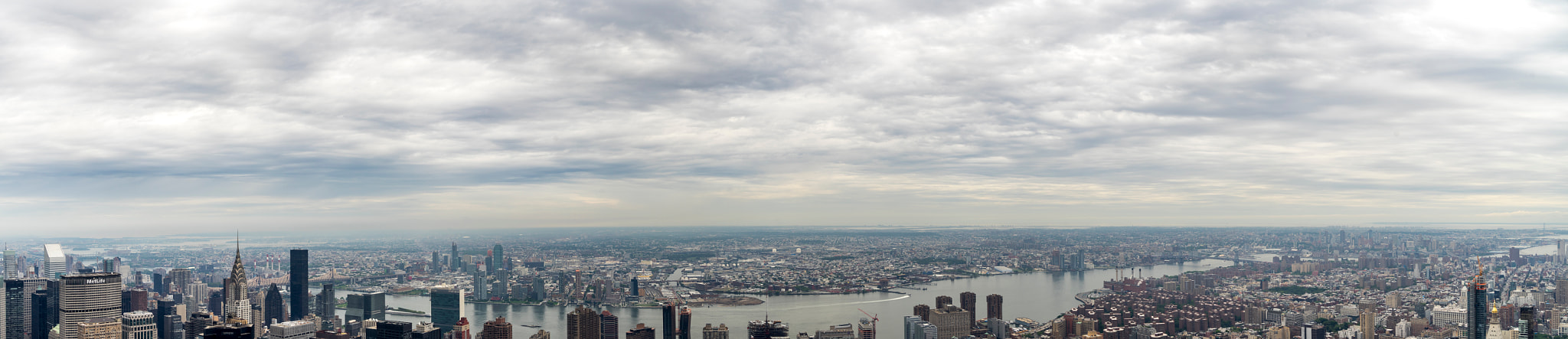 Sony a7R + Minolta AF 28-75mm F2.8 (D) sample photo. King of all i survey photography
