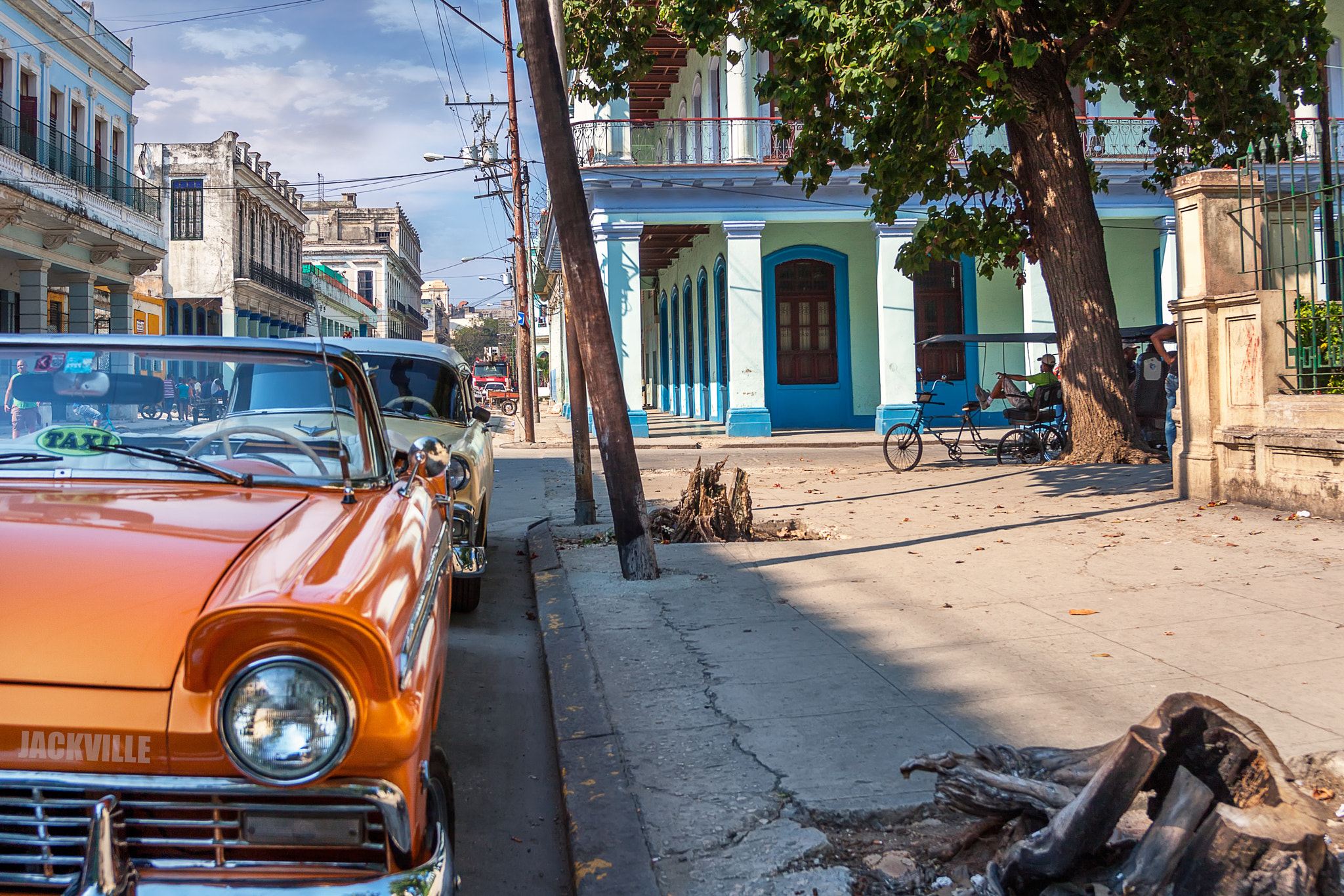 Canon EF 20-35mm f/2.8L sample photo. Havana's street photography