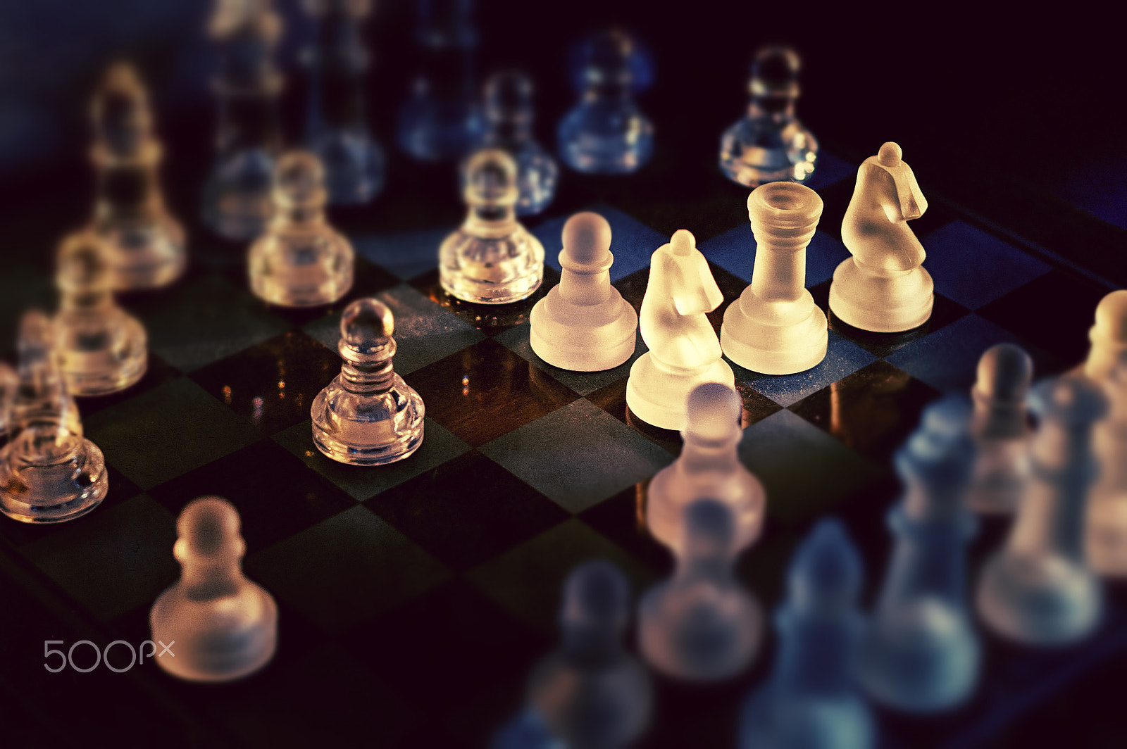 Nikon D70 + Nikon AF Nikkor 50mm F1.8D sample photo. Glass figures on a chessboard. photography