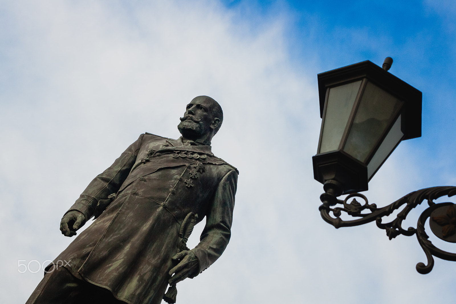 Canon EF 28-105mm f/3.5-4.5 USM sample photo. Stolypin and the lantern photography