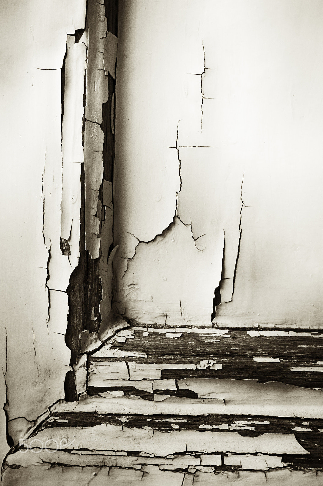 Samsung NX 20-50mm F3.5-5.6 ED sample photo. Older door photography