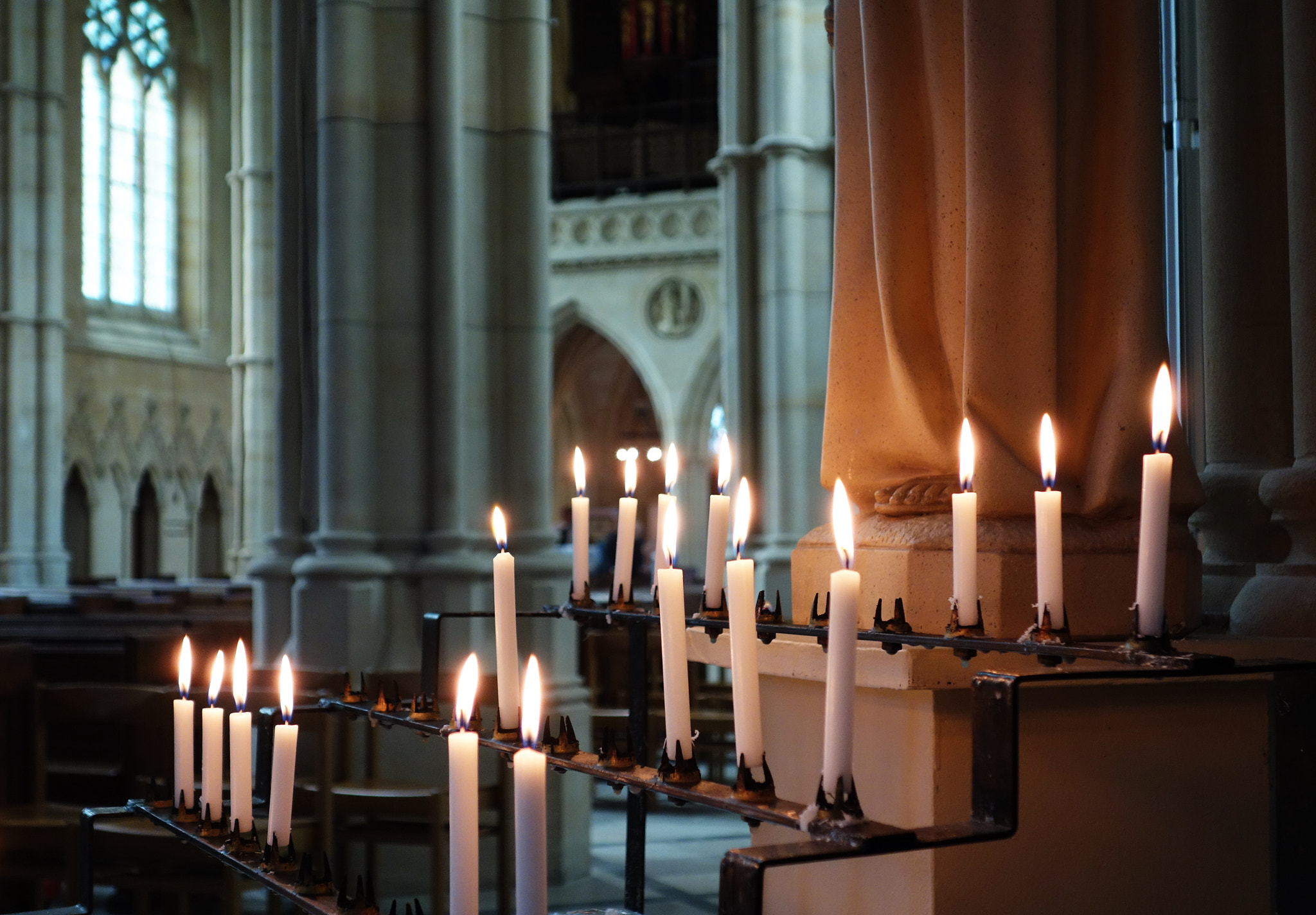 Minolta AF 28-85mm F3.5-4.5 New sample photo. Arundel cathedral photography