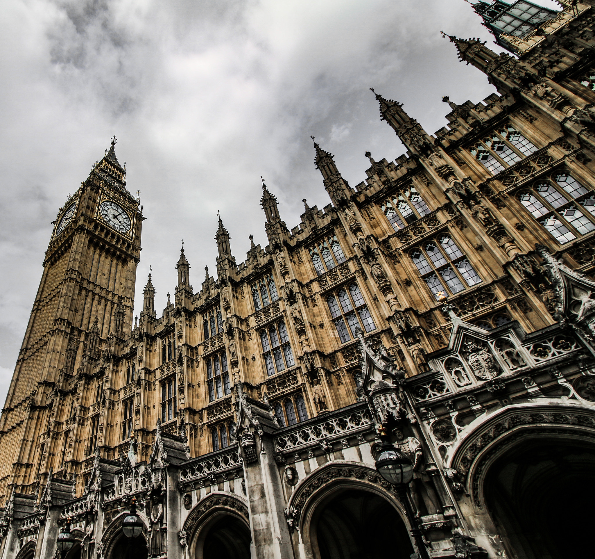 Canon EOS 70D + Canon EF-S 10-18mm F4.5–5.6 IS STM sample photo. Big ben, london  photography