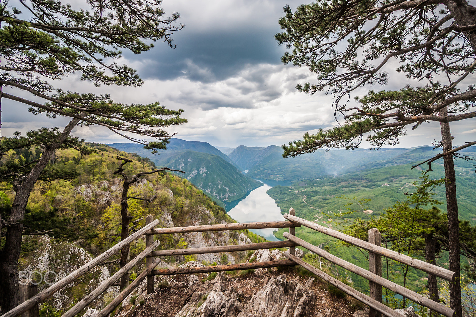 Canon EF-S 10-18mm F4.5–5.6 IS STM sample photo. Banjska stena photography