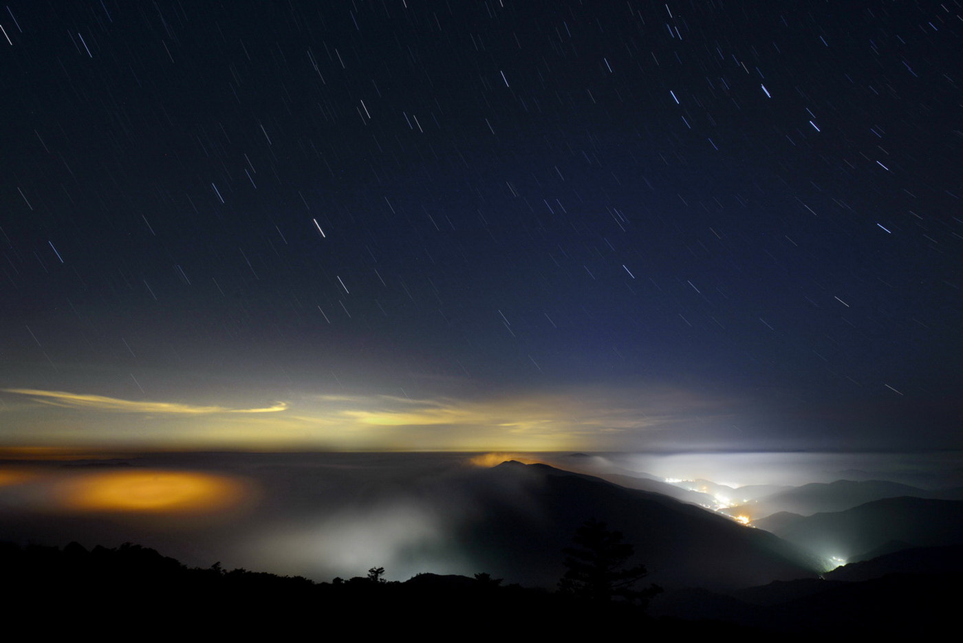 Sigma 12-24mm F4.5-5.6 EX DG Aspherical HSM sample photo. Mt.hambaek photography