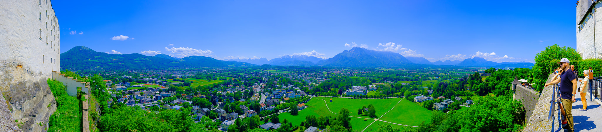 Fujifilm X-A2 + Fujifilm XF 18-55mm F2.8-4 R LM OIS sample photo. Salzburg panorama to east photography