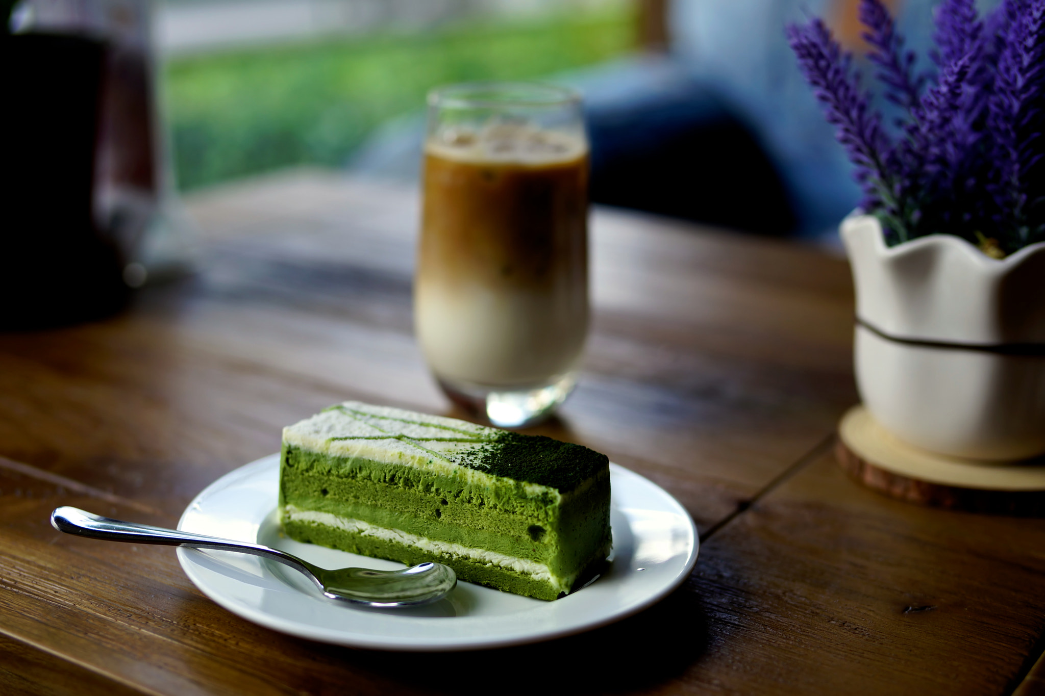 Sony Planar T* 50mm F1.4 ZA SSM sample photo. () photography