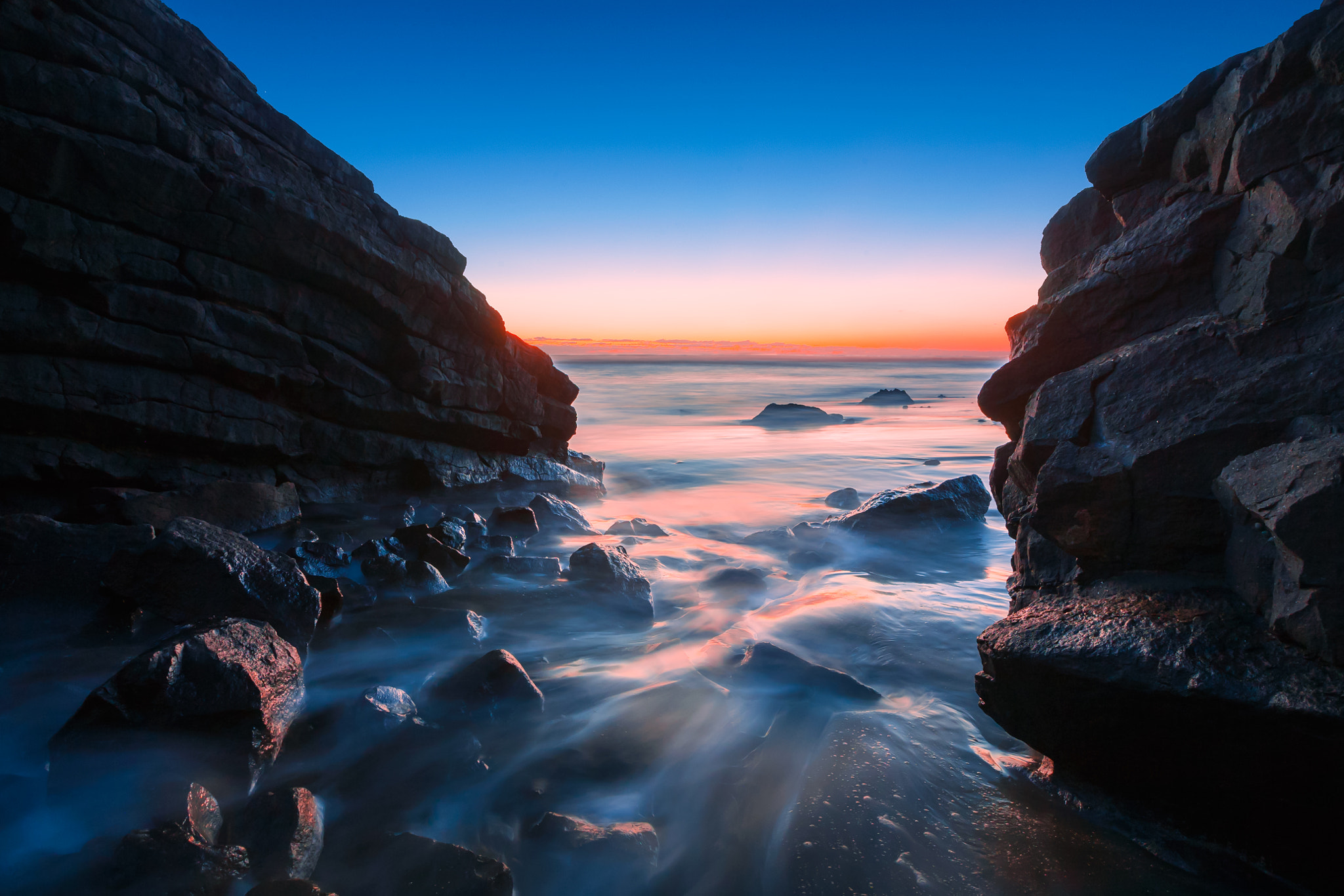 Canon EF 16-35mm F2.8L II USM sample photo. Muriwai beach sunset photography