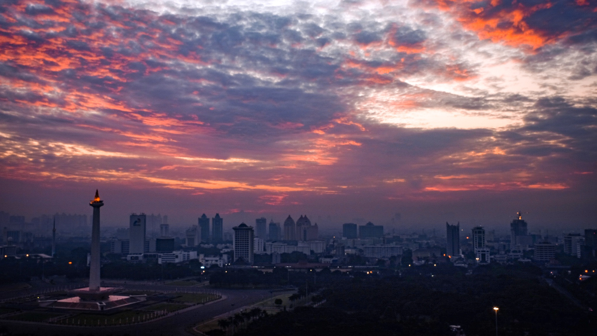 Fujifilm X-E2S + Fujifilm XF 23mm F1.4 R sample photo. National monument republic of indonesia photography