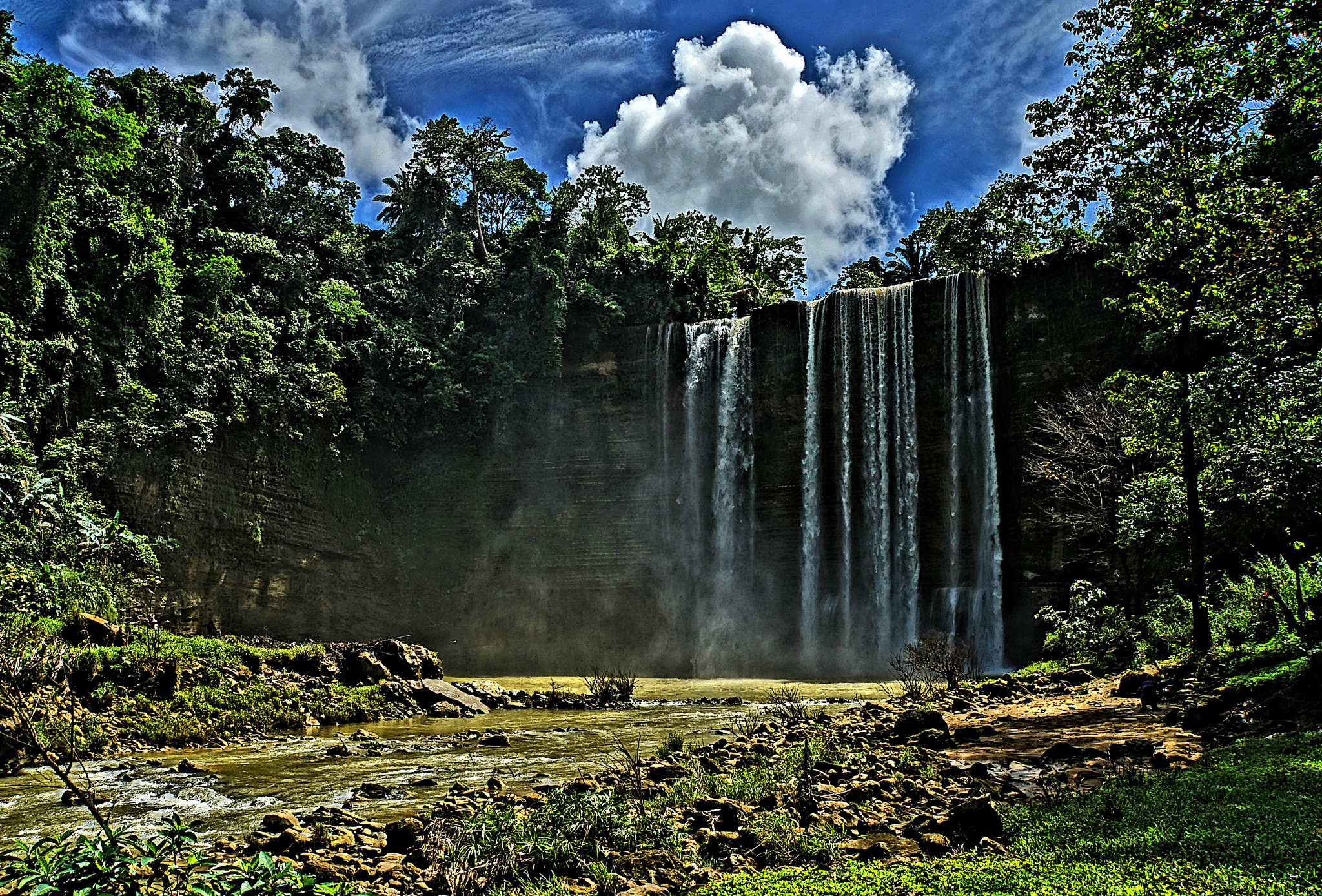 Sony E 18-200mm F3.5-6.3 OSS sample photo. Bayawan falls photography