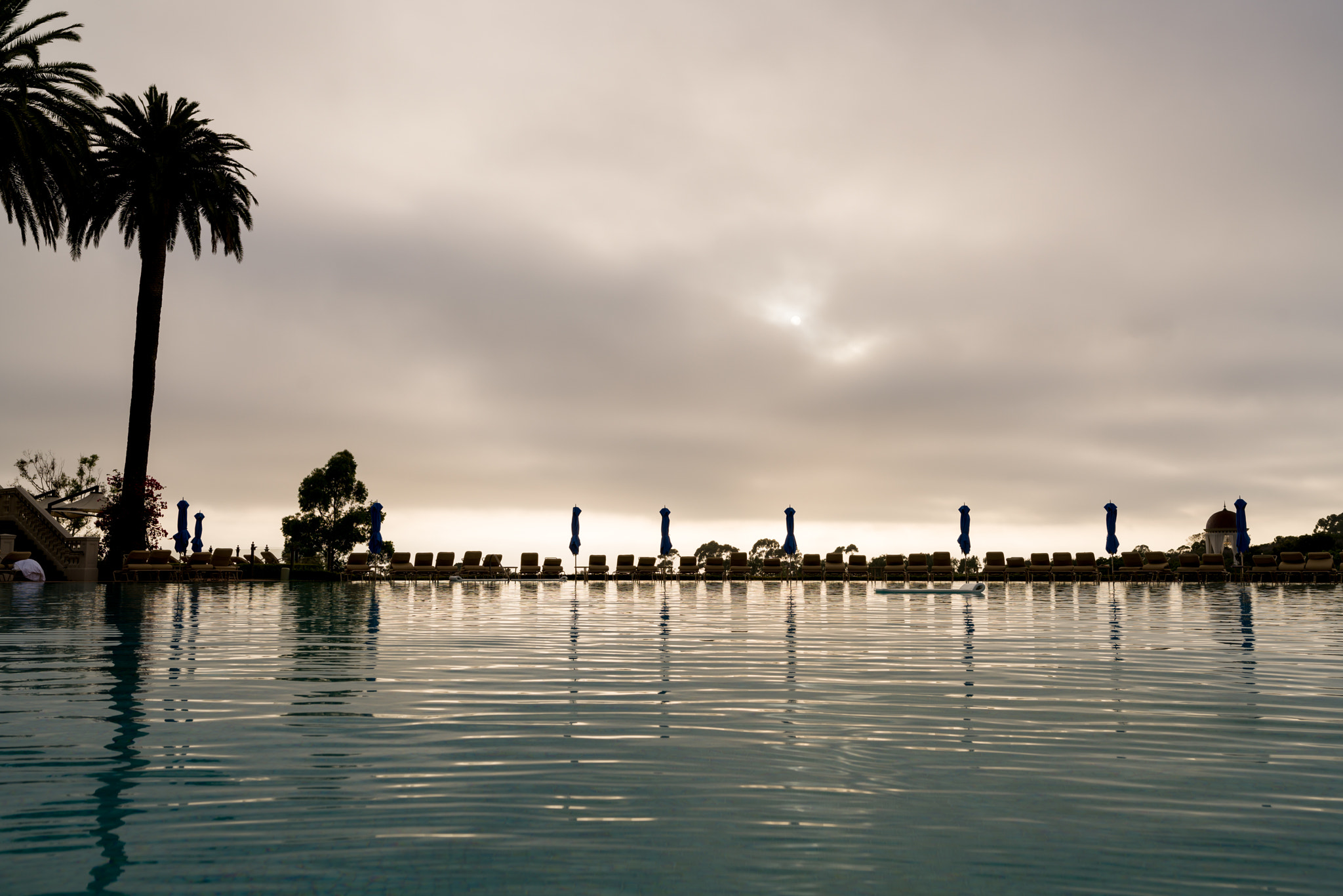 ZEISS Otus 28mm F1.4 sample photo. Very luxury swimming pool photography