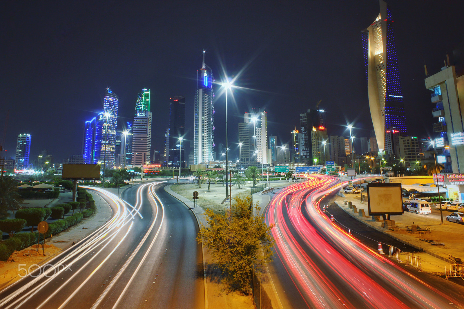 Canon EF-S 18-55mm F3.5-5.6 IS II sample photo. Kuwait city at night photography