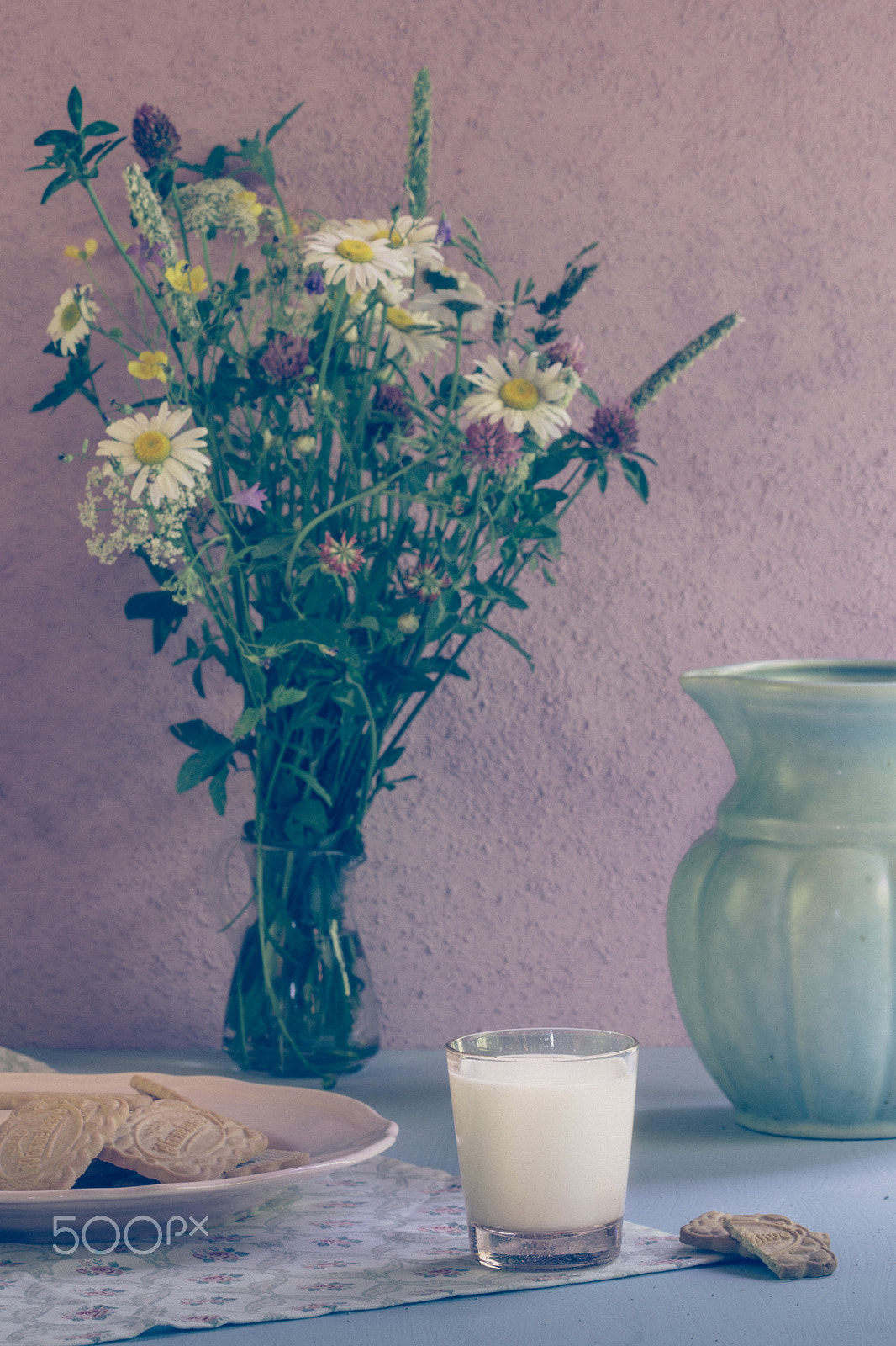 Canon EF 100mm F2.8 Macro USM sample photo. Glass of milk photography