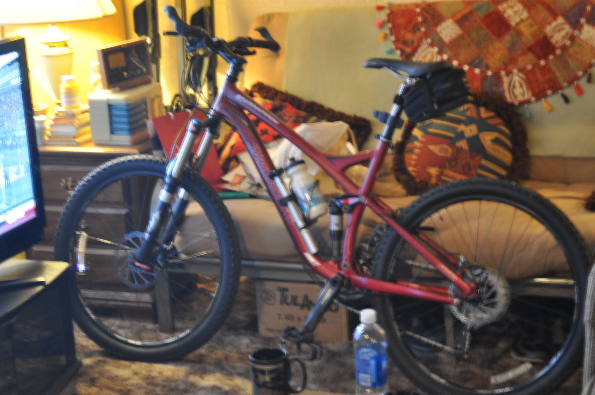 AF Zoom-Nikkor 28-80mm f/3.3-5.6G sample photo. Stumpjumper photography