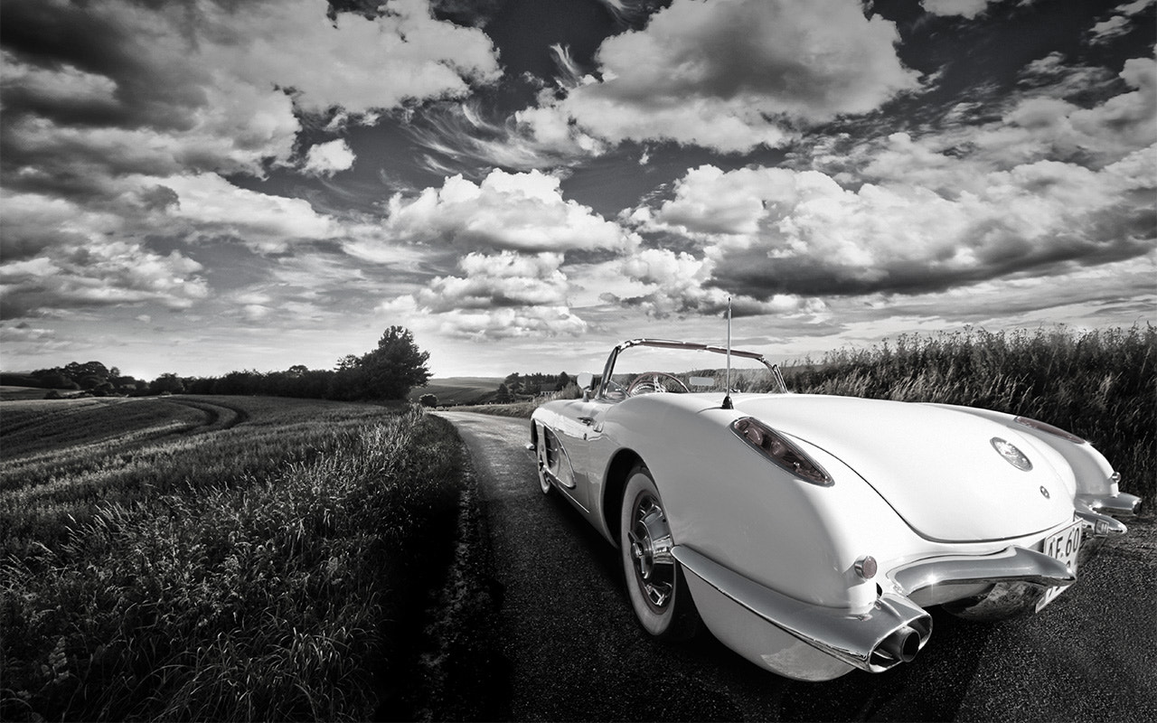 Sigma 8-16mm F4.5-5.6 DC HSM sample photo. Classic corvette photography