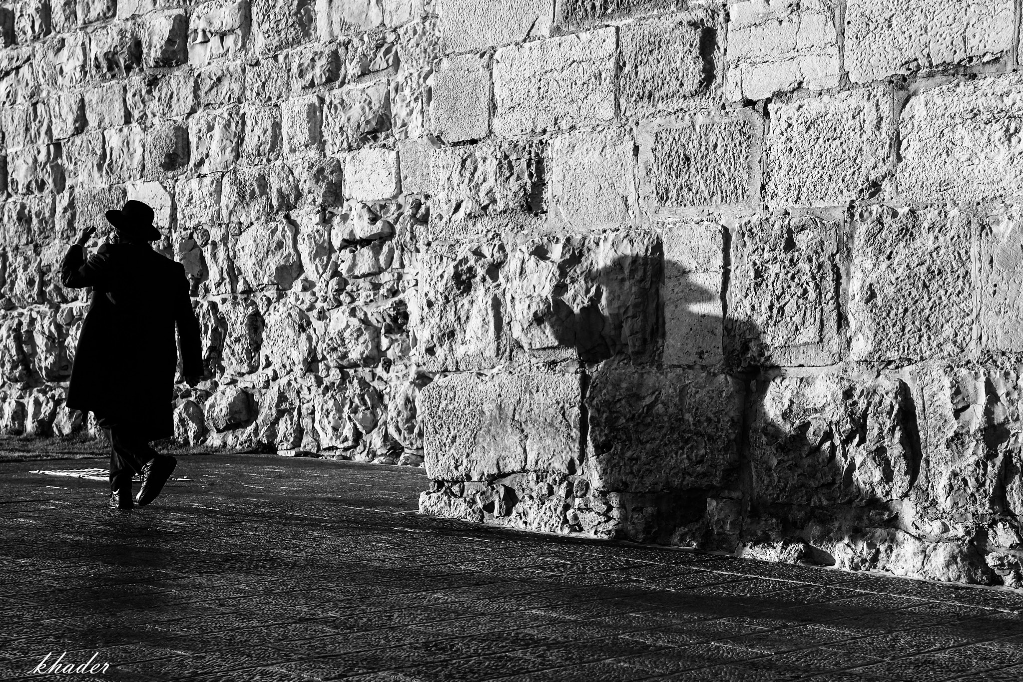 Sigma 18-35mm f/1.8 DC HSM sample photo. Shadow

 photography