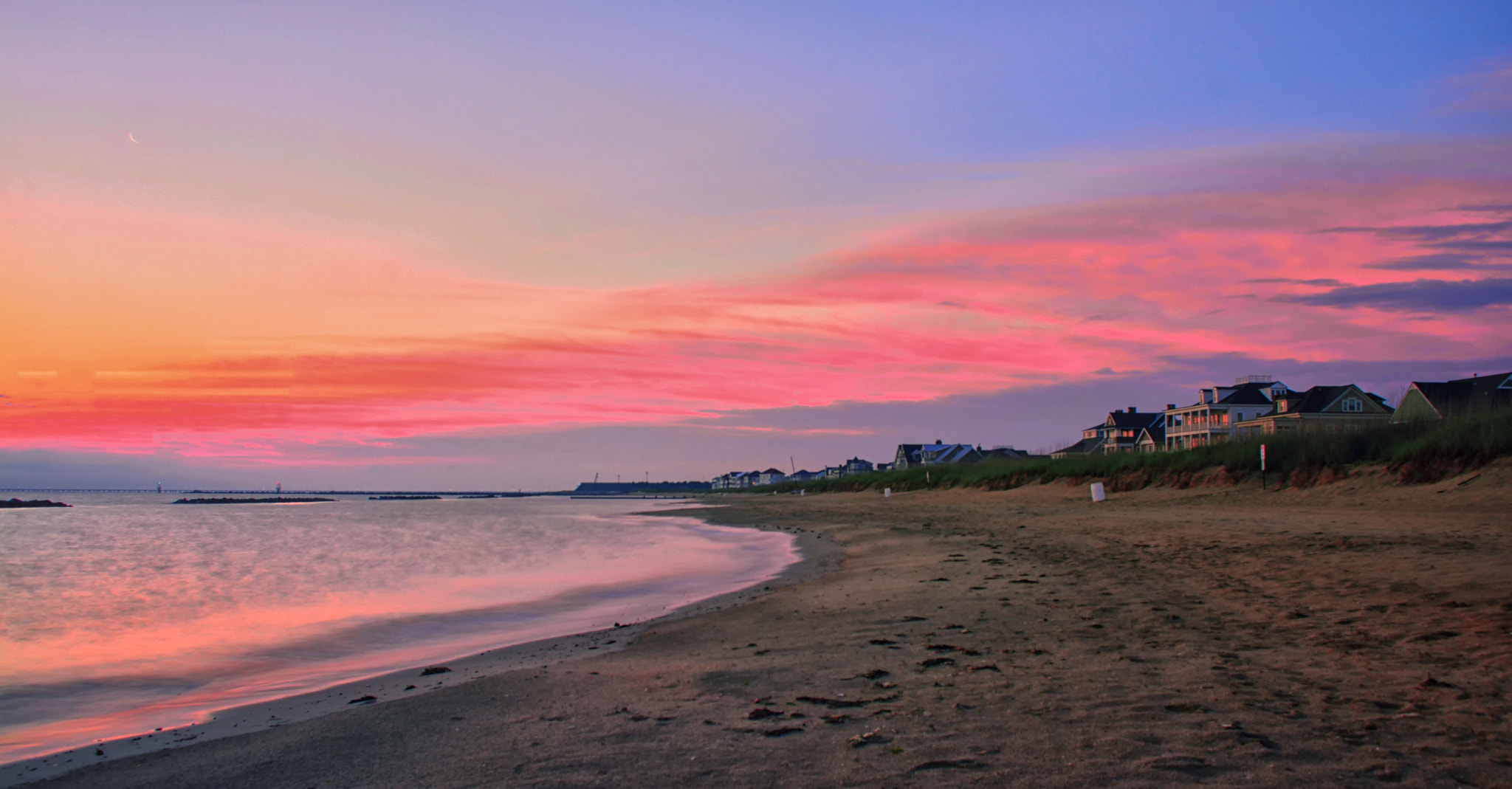 Sigma 18-50mm F2.8-4.5 DC OS HSM sample photo. East beach dawn photography