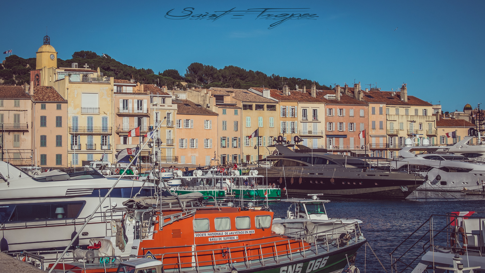 Fujifilm X-M1 + Fujifilm XC 50-230mm F4.5-6.7 OIS sample photo. Saint tropez photography