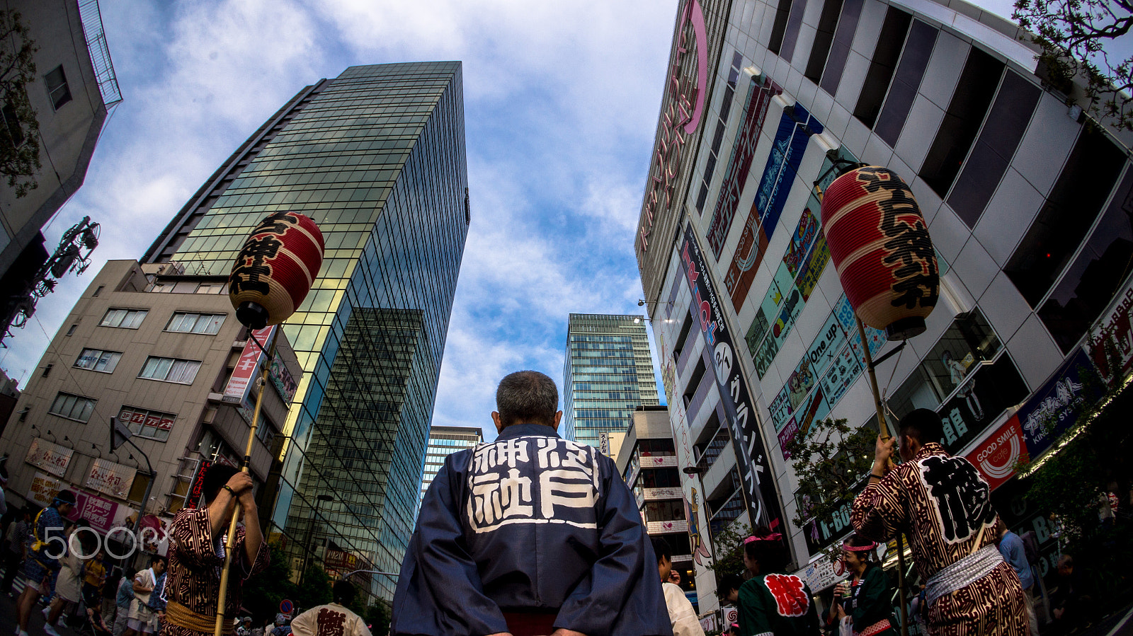 Sony Alpha NEX-5N + Sony E 16mm F2.8 sample photo. Ready to festa photography