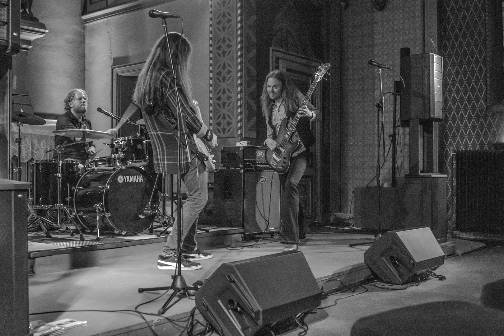 AF Zoom-Nikkor 28-85mm f/3.5-4.5 sample photo. Pontus snibb trio. photography
