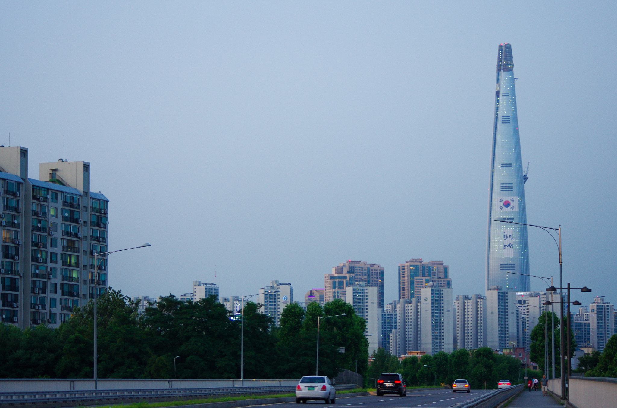 Pentax K-5 II sample photo. Lotte world tower, seoul photography