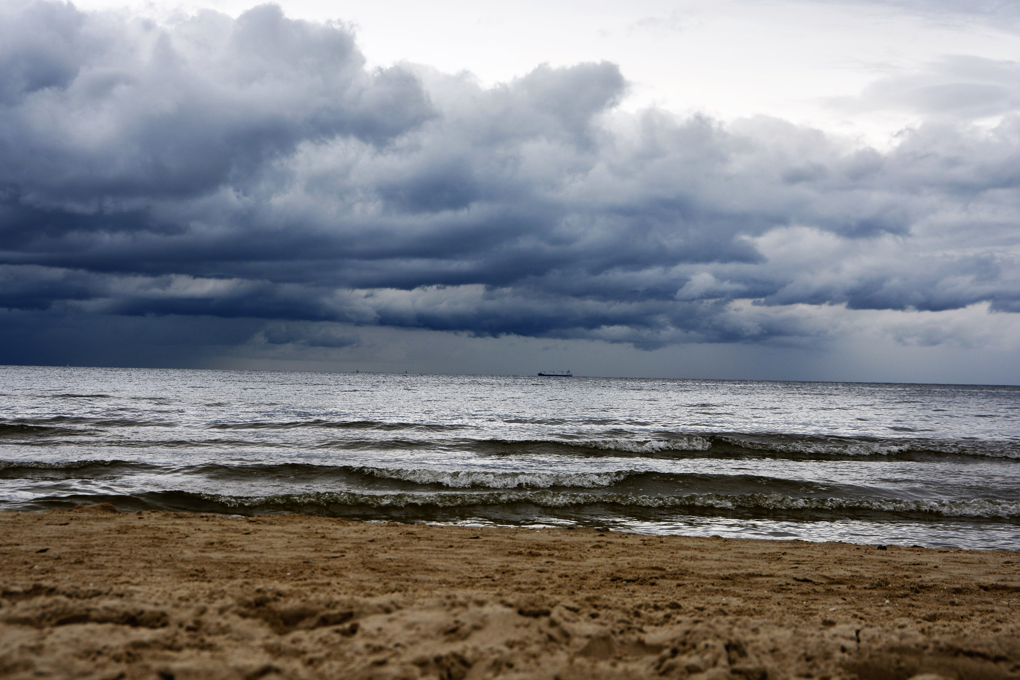Nikon D7100 + Sigma 18-250mm F3.5-6.3 DC OS HSM sample photo. Before the storm photography
