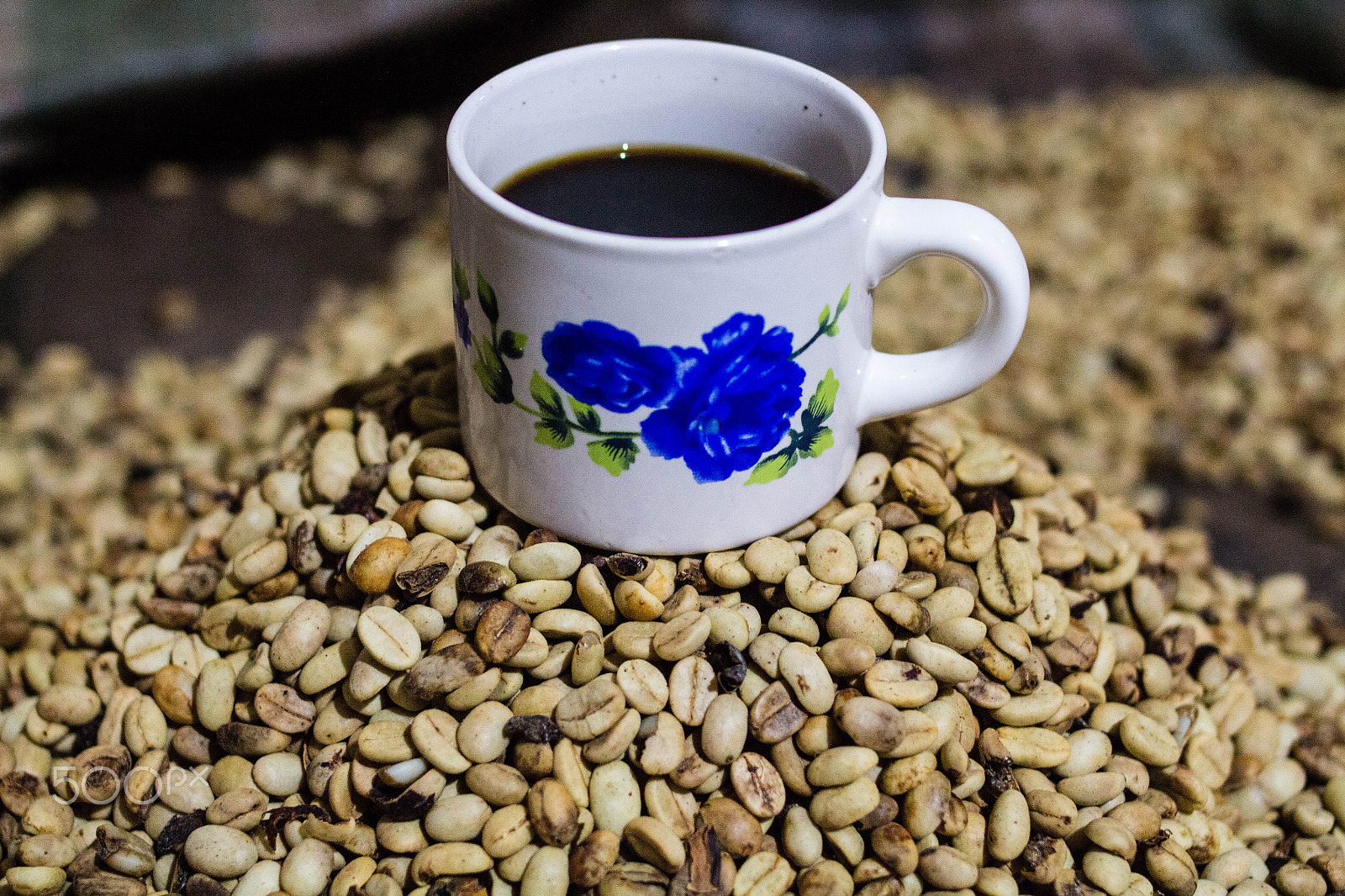 Canon EOS 700D (EOS Rebel T5i / EOS Kiss X7i) + Canon EF 35mm F2 sample photo. Before and after photography