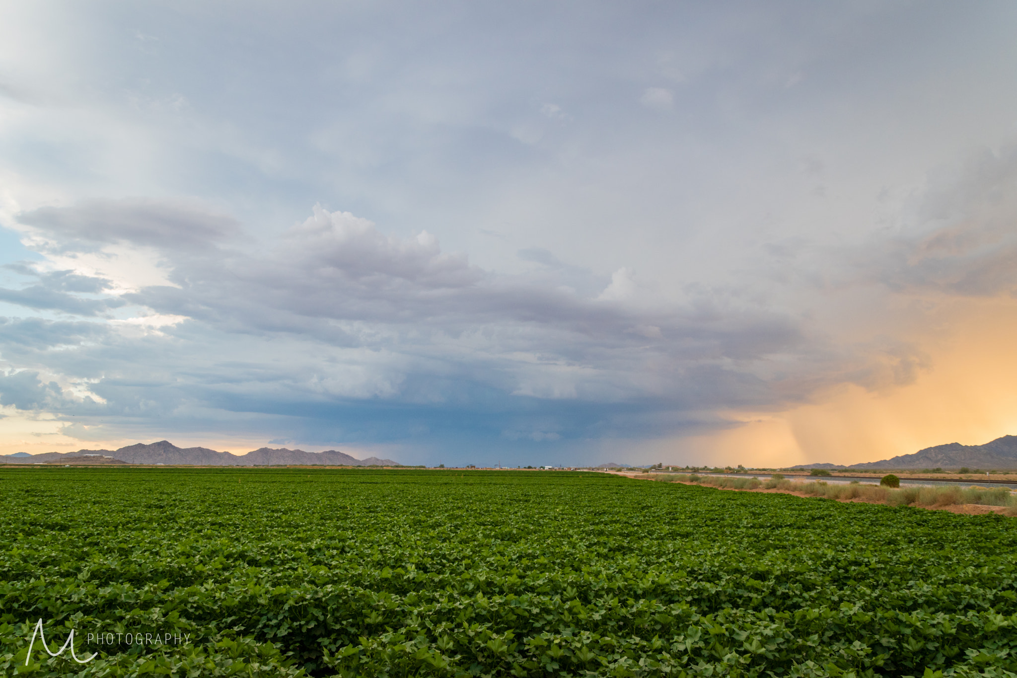 Sigma 28-300mm F3.5-6.3 DG Macro sample photo. Storm rolling in photography