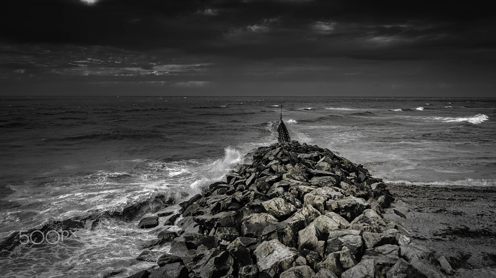 Sony Alpha DSLR-A290 + Sony DT 18-55mm F3.5-5.6 SAM sample photo. Incoming tides photography