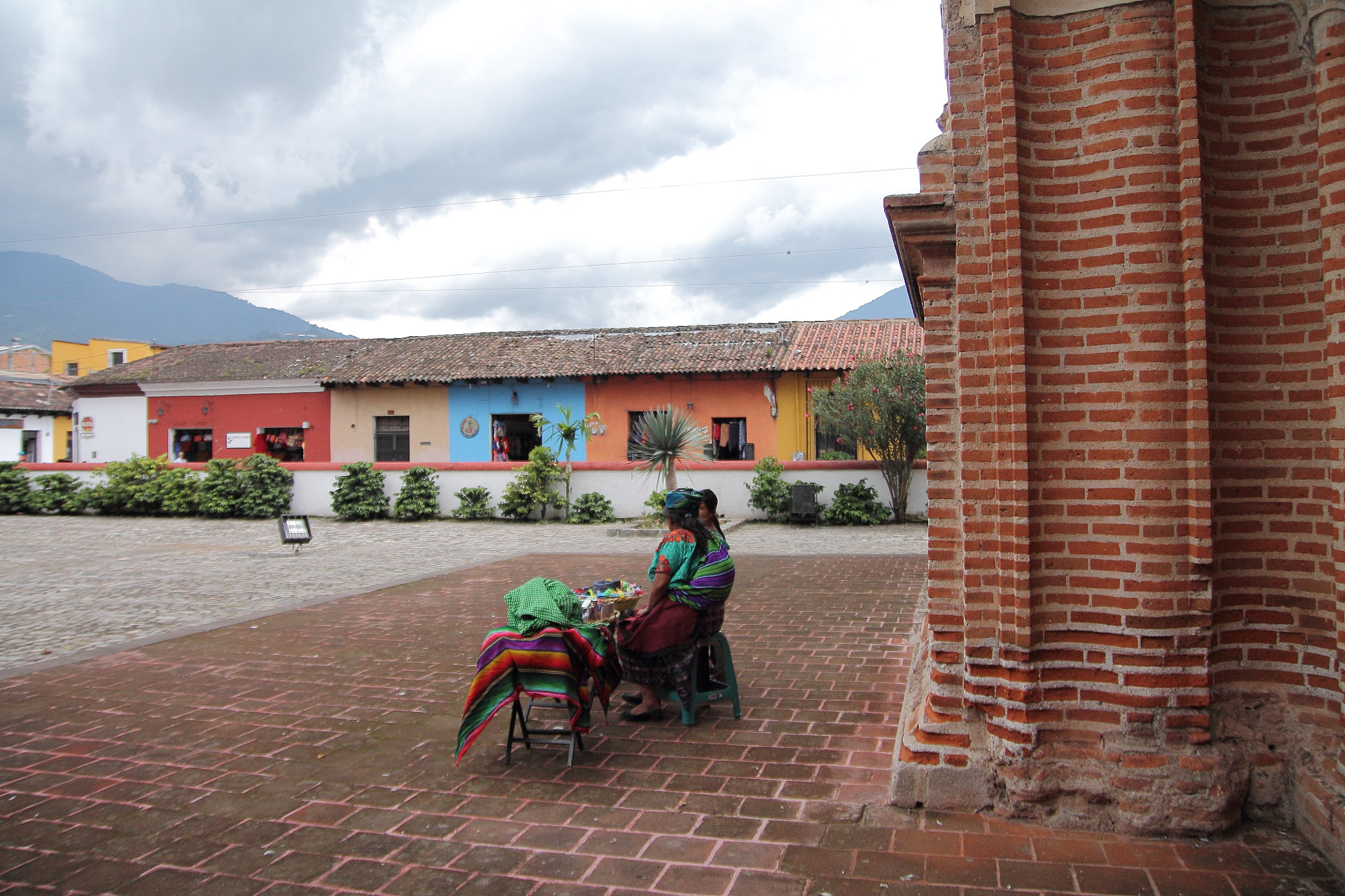 Tamron SP AF 17-50mm F2.8 XR Di II LD Aspherical (IF) sample photo. Antigua guatemala . photography
