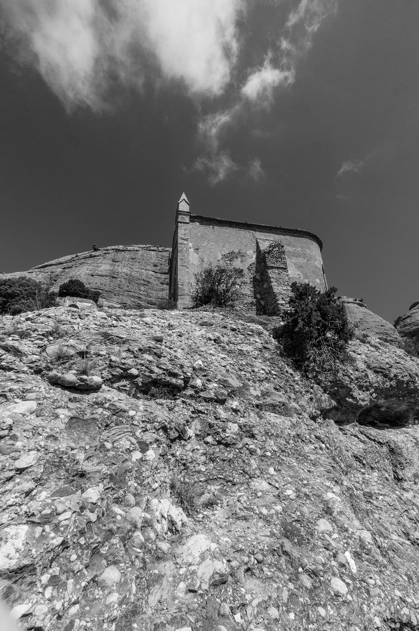 Sony Alpha NEX-F3 + Sony E 10-18mm F4 OSS sample photo. Spain. montserrat. photography