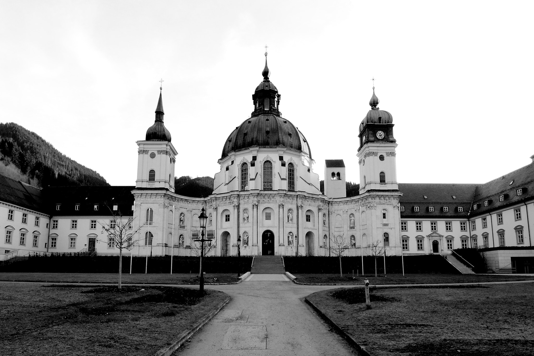 Canon EOS 500D (EOS Rebel T1i / EOS Kiss X3) sample photo. Ettal abbey. bavaria, germany photography