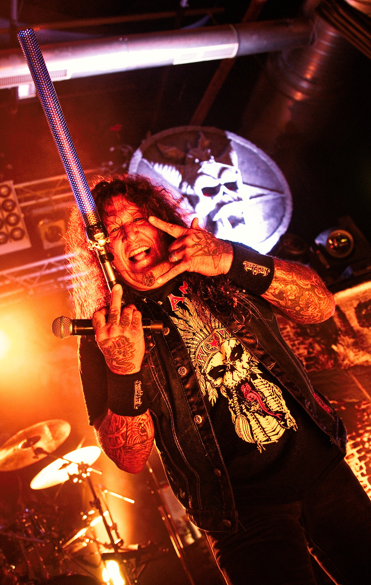 18-35mm F1.8 sample photo. Chuck billy of testament photography