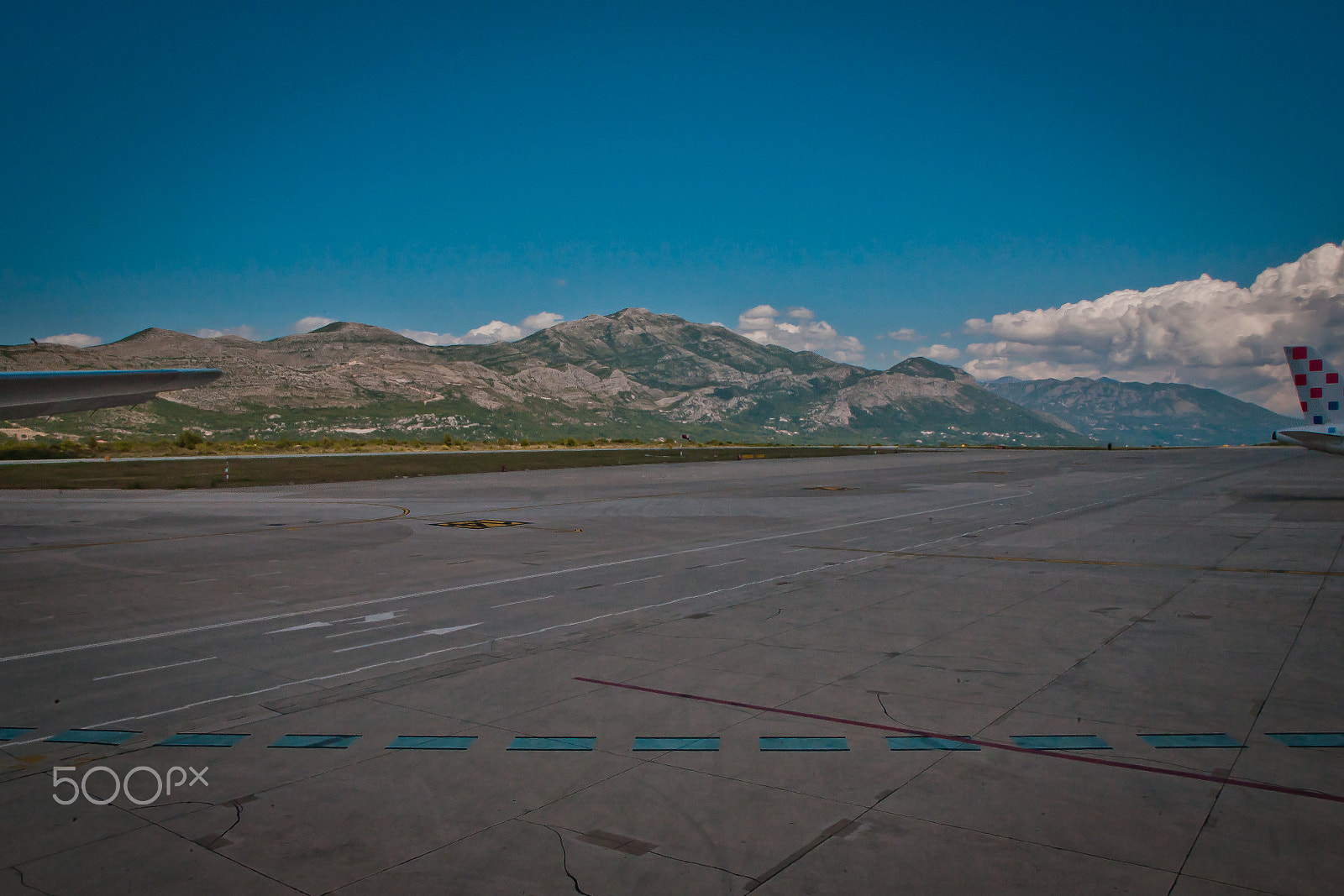 Canon EOS 5D + Sigma 24-70mm F2.8 EX DG Macro sample photo. Dubrovnik airport photography