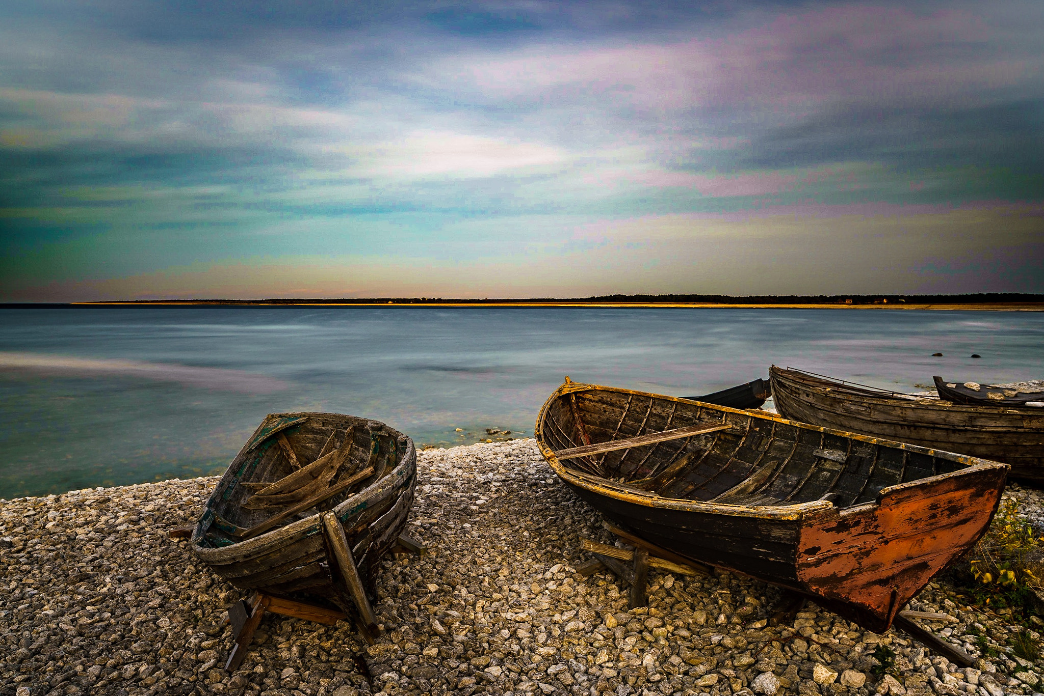 24mm F3.5 G II sample photo. Boats fascinates me. photography