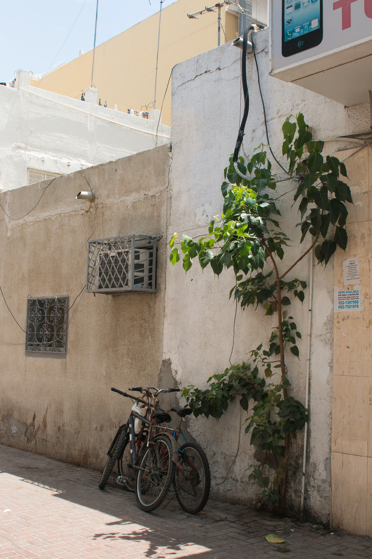 Canon EOS 70D + Canon EF 28mm F1.8 USM sample photo. Dubai 4 photography