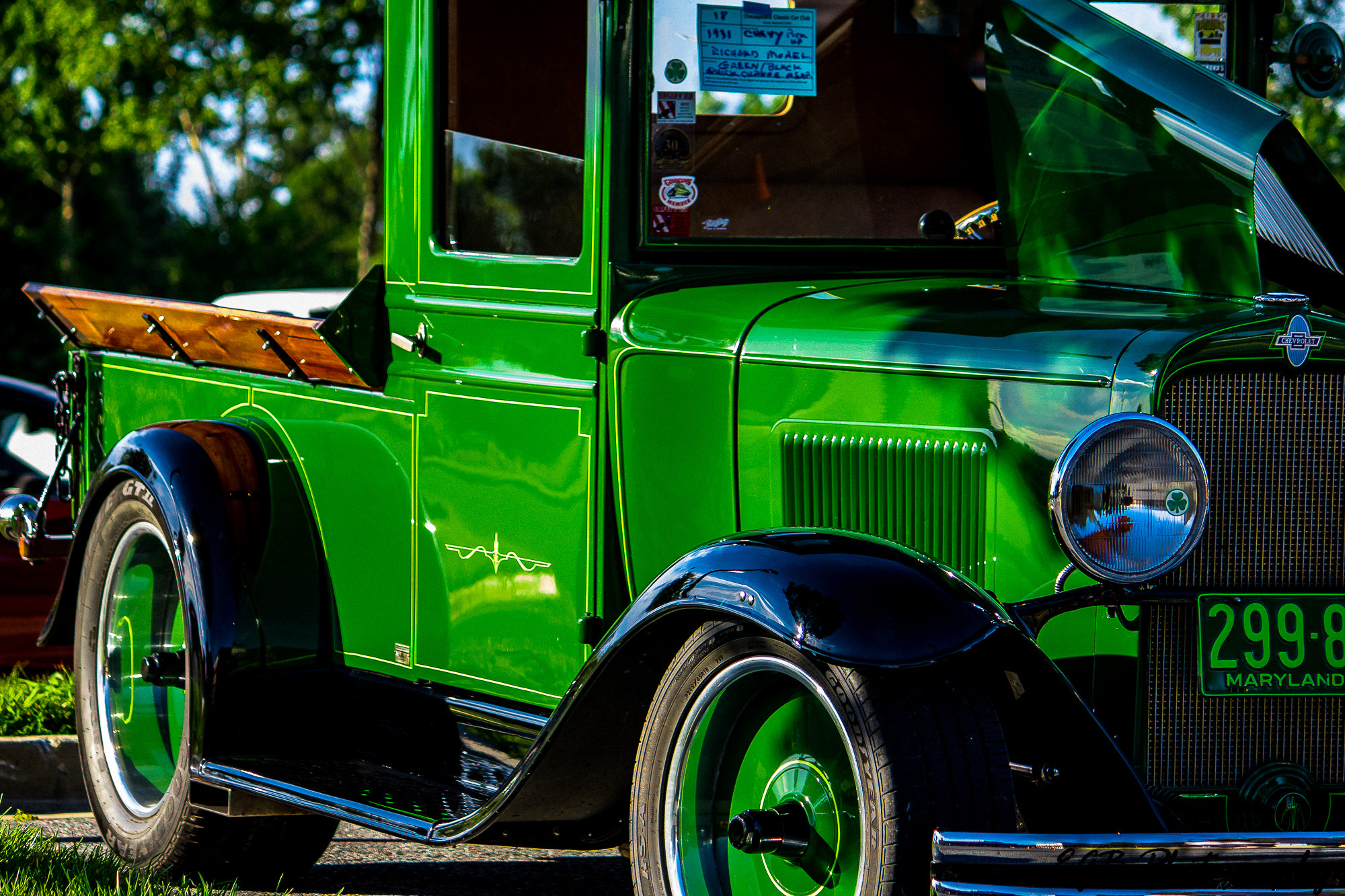 Canon EF-S 55-250mm F4-5.6 IS sample photo. One green machine photography