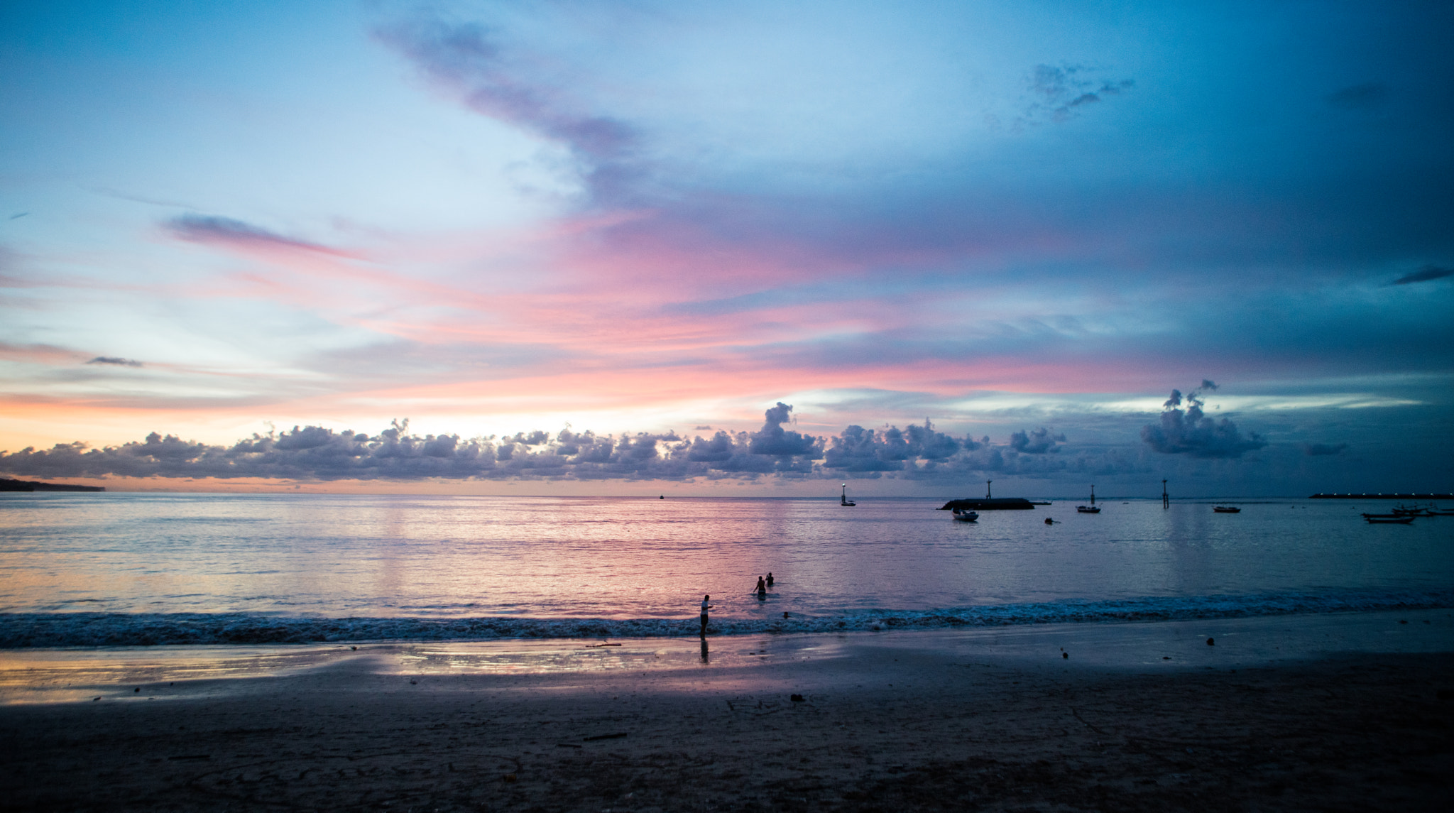 Sony a7R II + Canon EF 24-70mm F2.8L USM sample photo. Cotton candy. photography