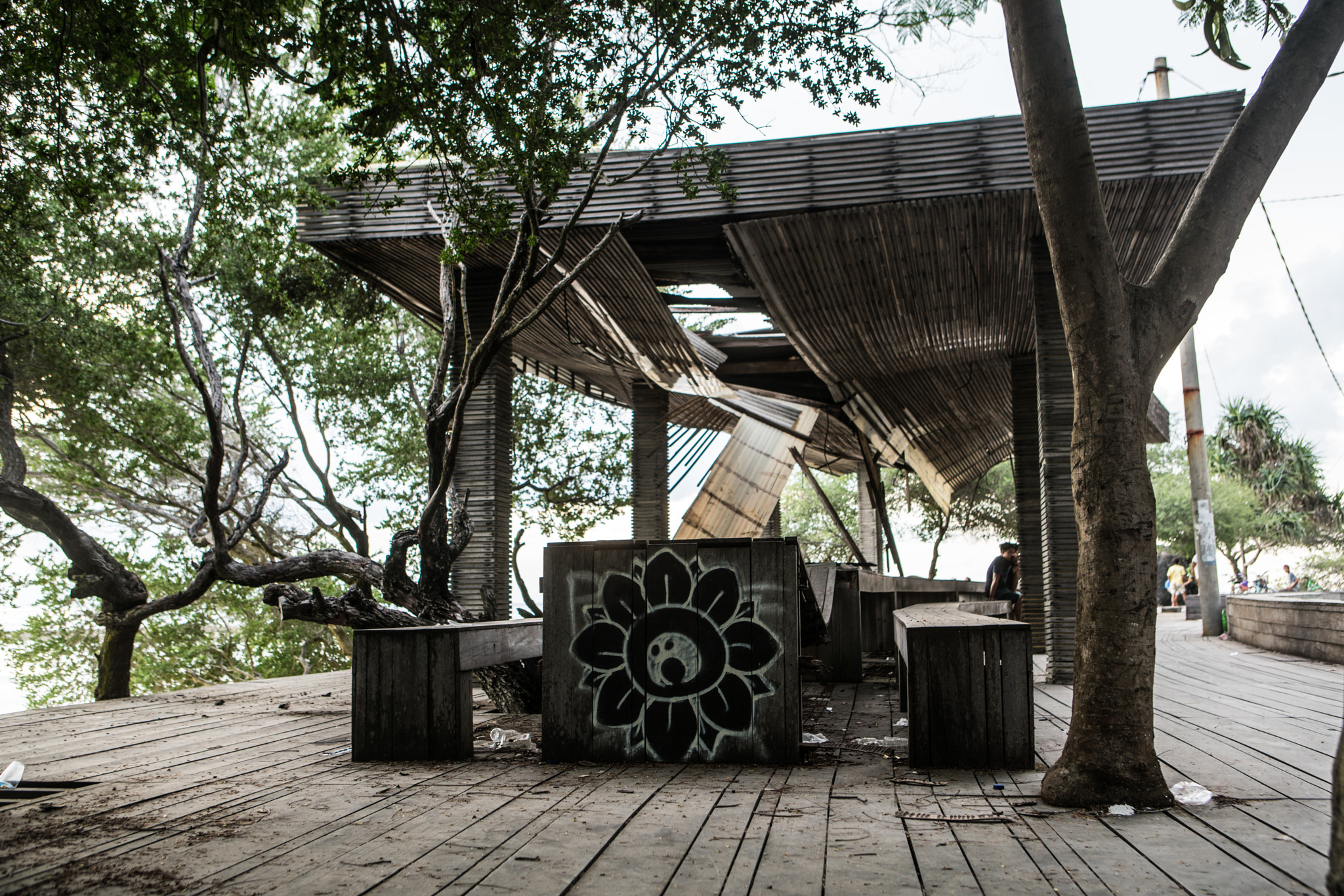 Sony a7R II + Canon EF 24-70mm F2.8L USM sample photo. Urban decay on gili t photography