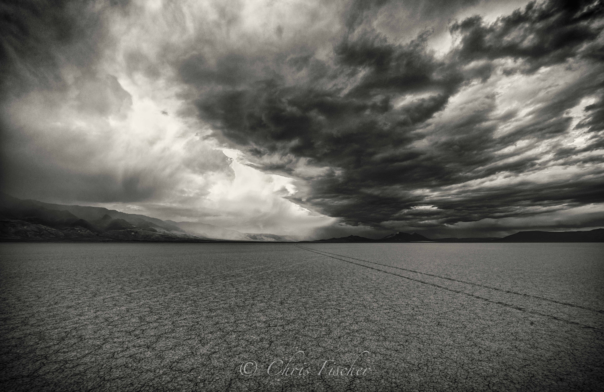 Canon EF 14mm F2.8L II USM sample photo. Road to nowhere photography