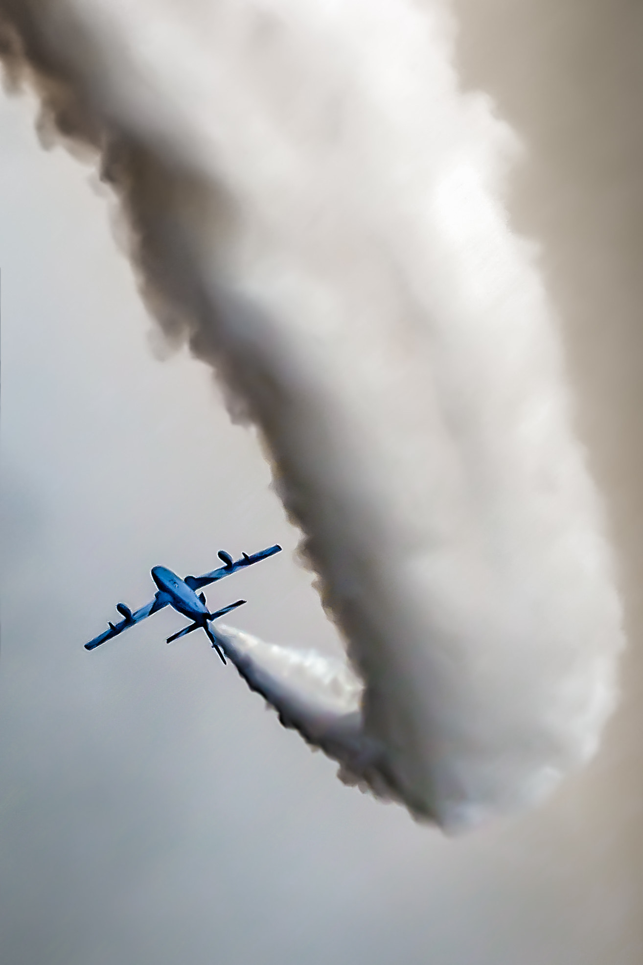Canon EF 70-200mm F2.8L IS II USM sample photo. Zlin 50 airjet photography