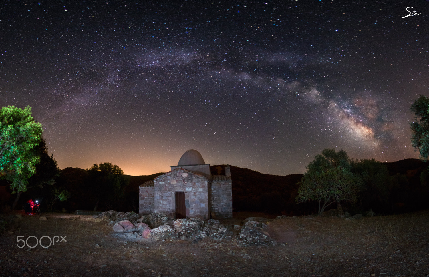 Nikon D810 + Nikon AF Fisheye-Nikkor 16mm F2.8D sample photo. Sant'elia di tattinu church under the milky way arch photography